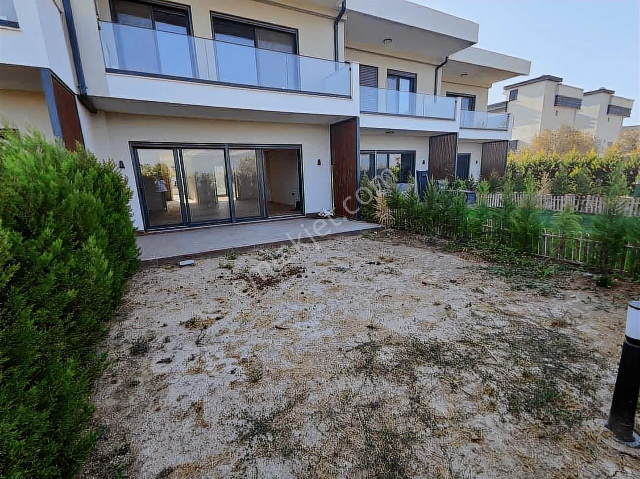 Qzen'den Görecede Bağımsız Bahçeli 262 M2 4+1 Geniş Triblex - Görsel 28