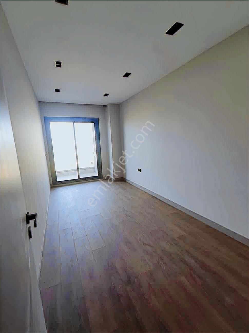 Qzen'den Görecede Bağımsız Bahçeli 262 M2 4+1 Geniş Triblex - Görsel 6