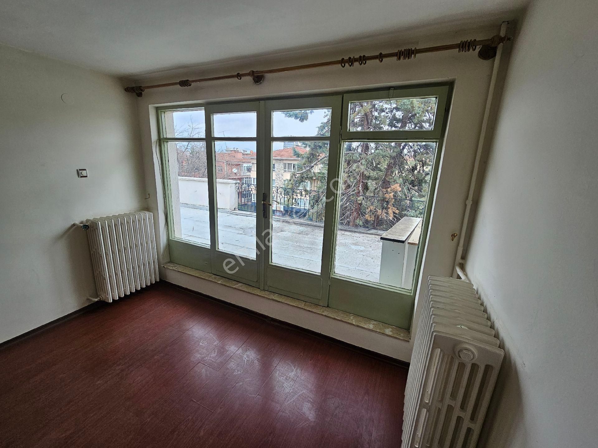 Gaziosmanpaşa Nenehatunda Teraslı Ön Cephe Keyifli 2+1 - Görsel 6