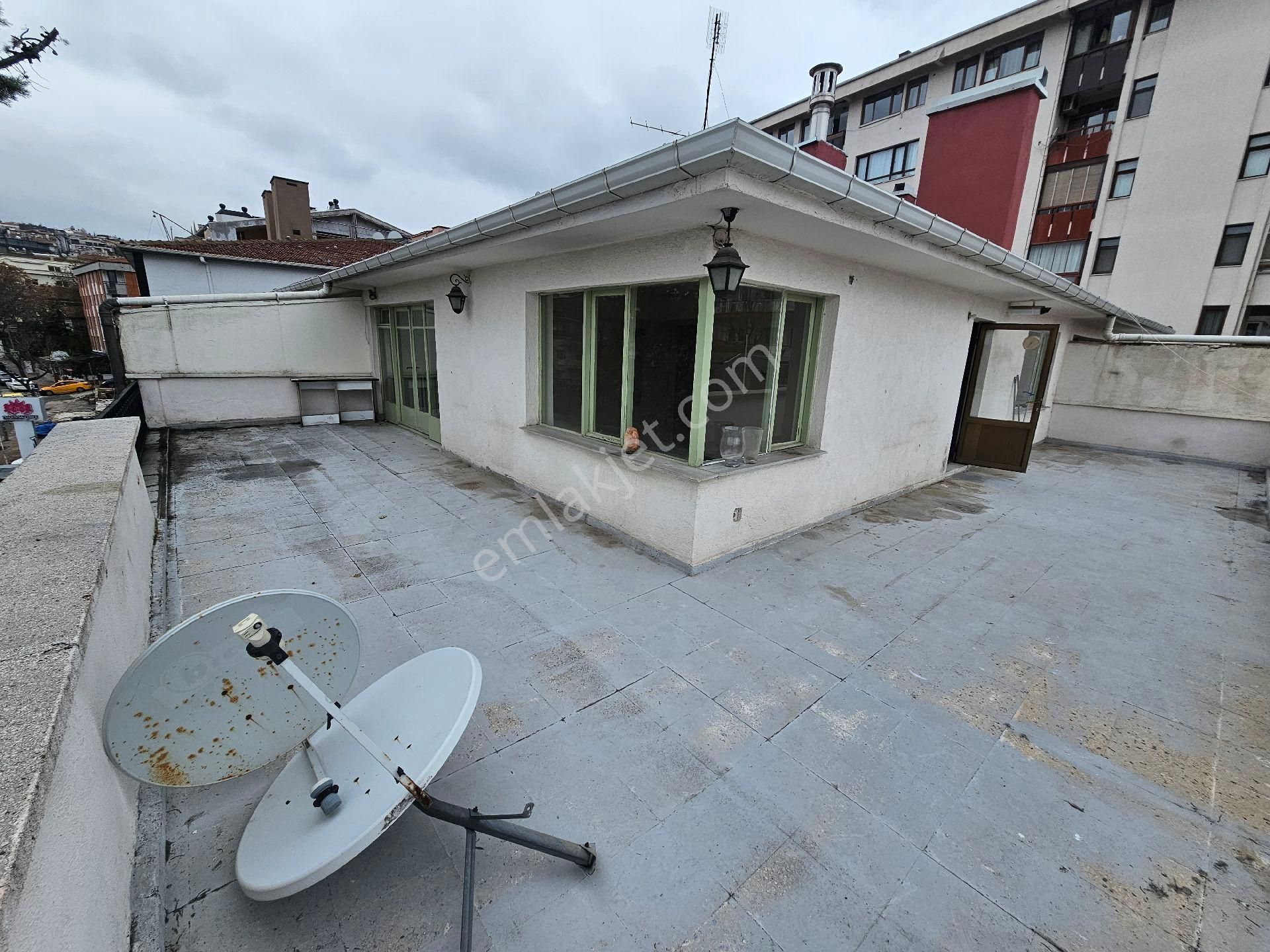 Gaziosmanpaşa Nenehatunda Teraslı Ön Cephe Keyifli 2+1 - Görsel 2