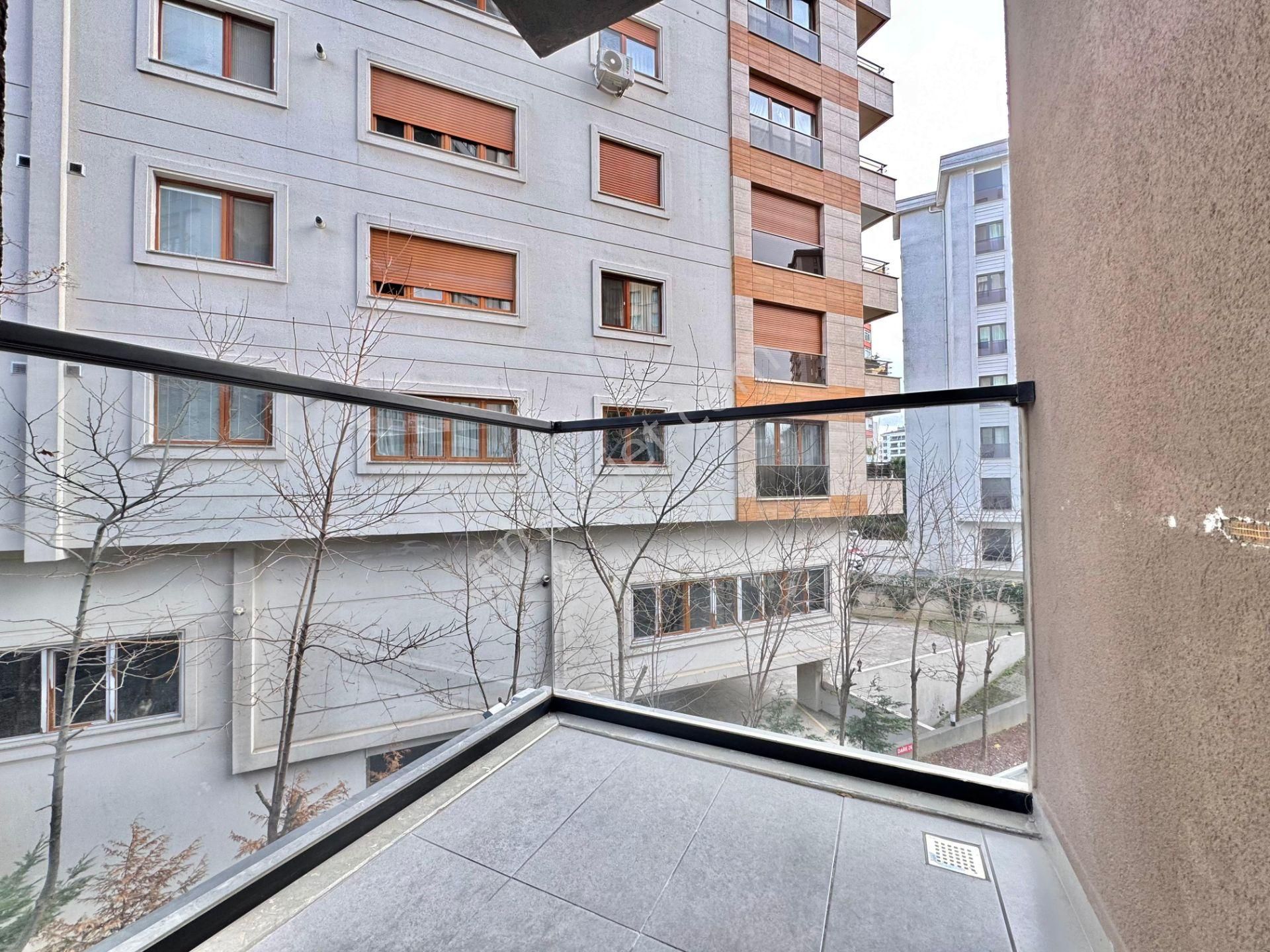 Suadiye De Bağdat Cad. Ve Marmaray'a Yakın Balkonlu 5 Yaşında Boş 3+1 Daire Kadıköy İstanbul - Görsel 4