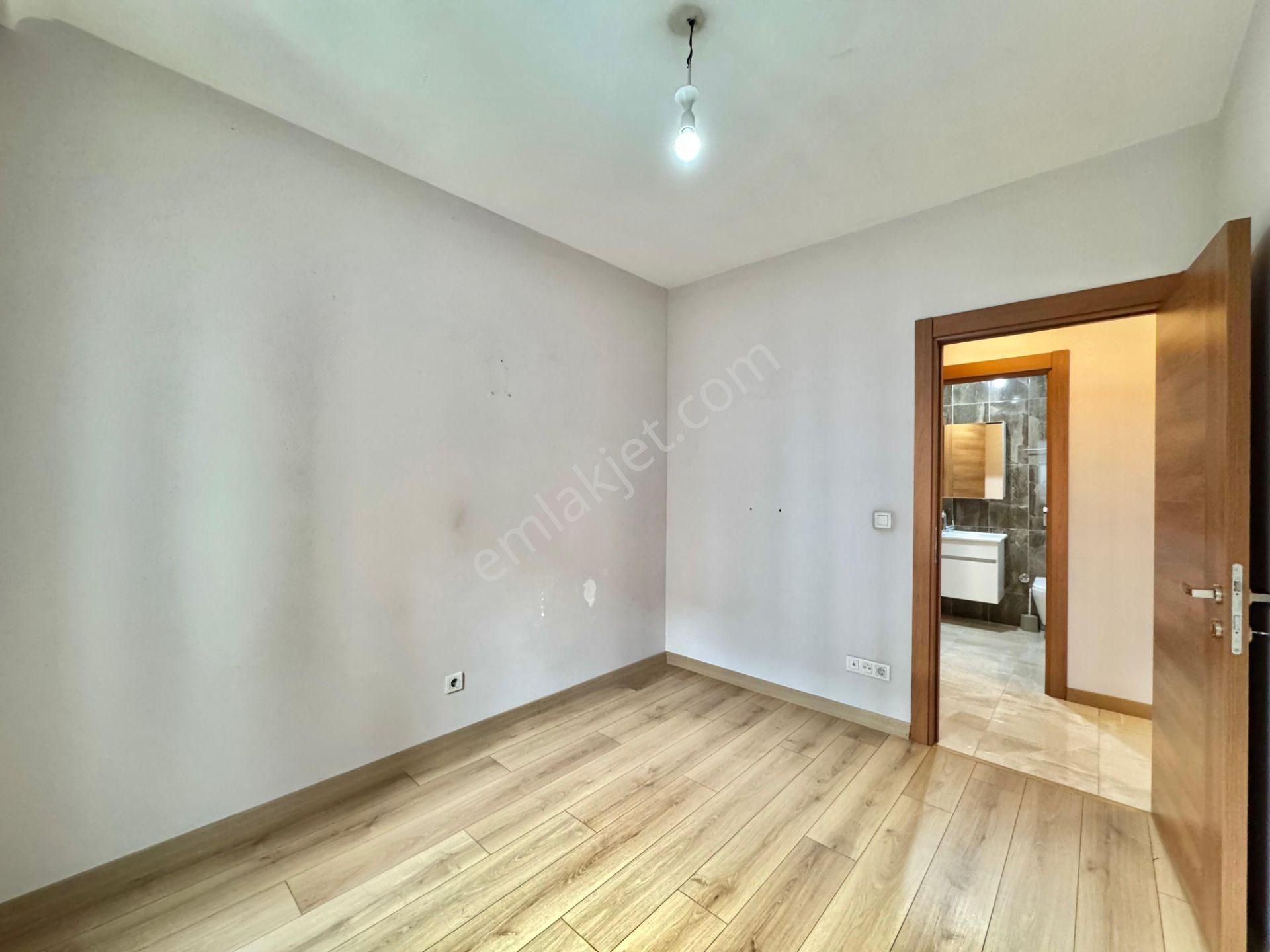 Suadiye De Bağdat Cad. Ve Marmaray'a Yakın Balkonlu 5 Yaşında Boş 3+1 Daire Kadıköy İstanbul - Görsel 14