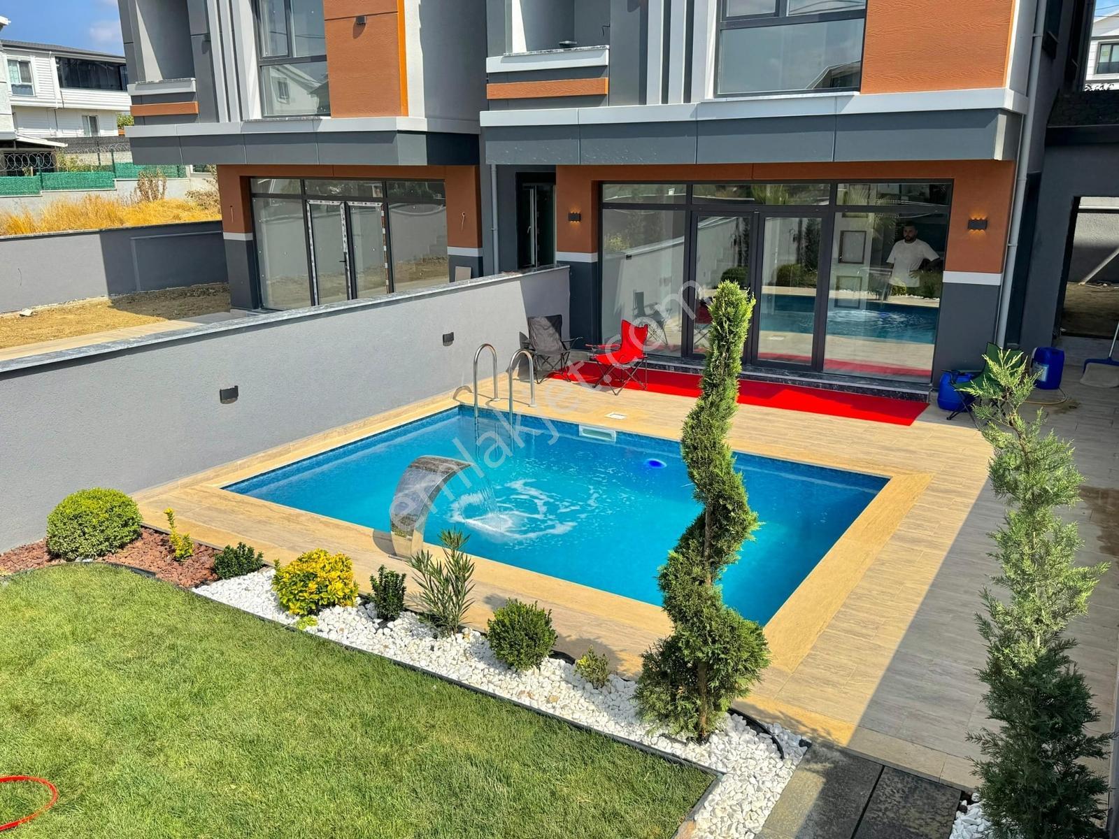 Lüks Tasarımlı,müstakil Havuzlu Yeni Villa ''kartallar'dan'' - Görsel 36