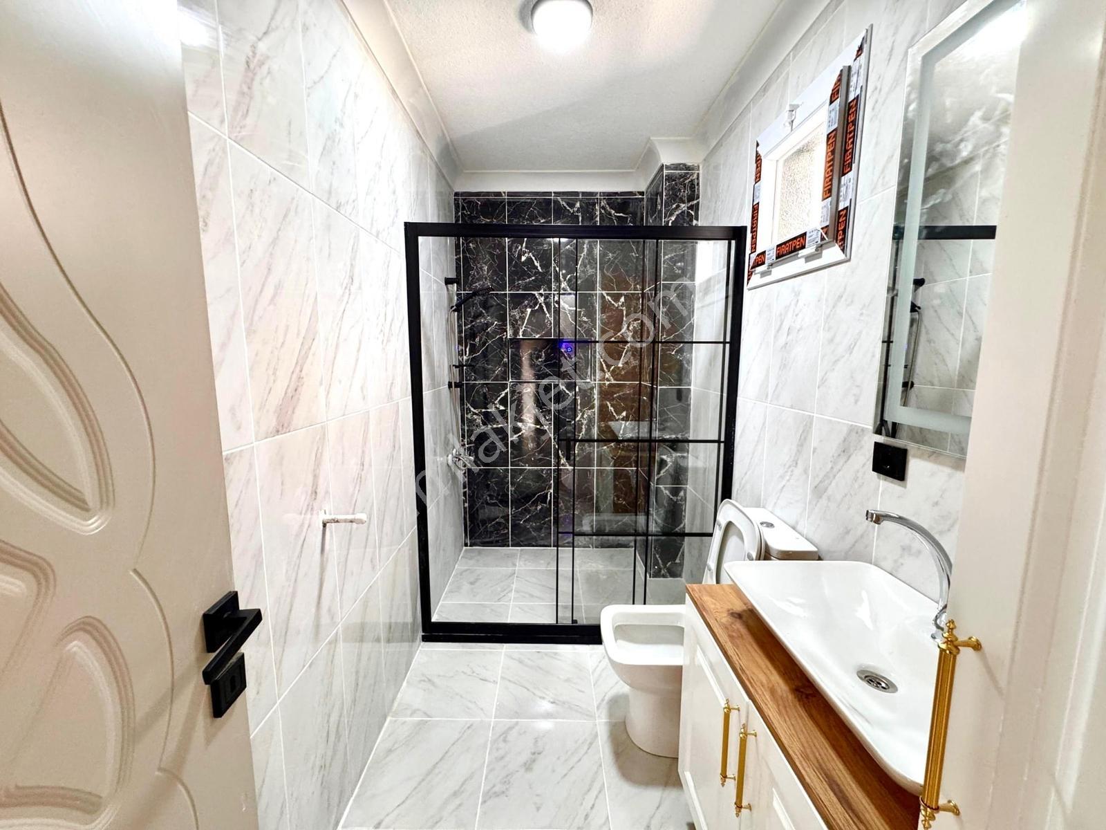 Lüks Tasarımlı,müstakil Havuzlu Yeni Villa ''kartallar'dan'' - Görsel 26