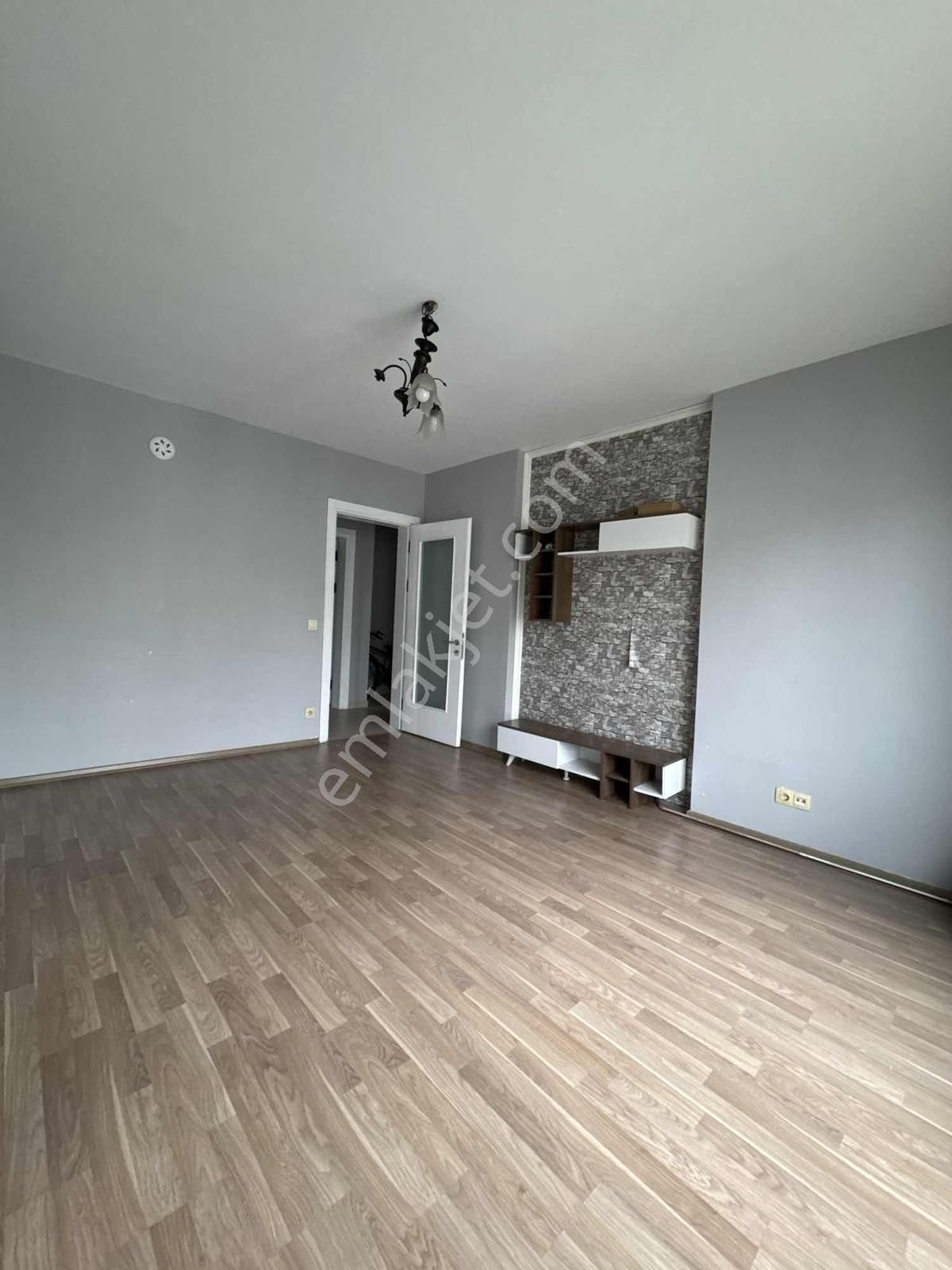 Kiptaş 5 Etap Sitesi İçerisinde Satılık 2+1 Arakat Daire - Görsel 12