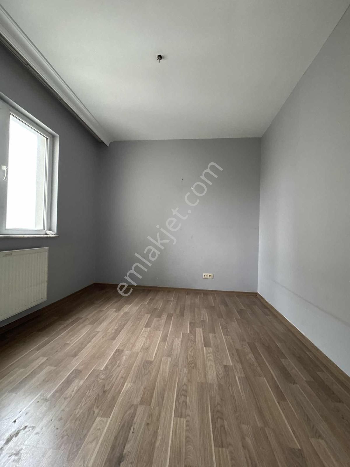 Kiptaş 5 Etap Sitesi İçerisinde Satılık 2+1 Arakat Daire - Görsel 4
