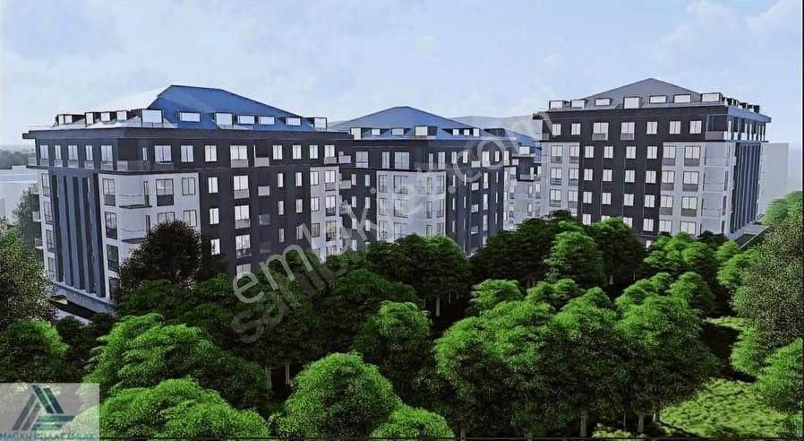 Üsküdar Altunizade Site 2+1 Bahçe Teraslı Net 109 M2 Daire