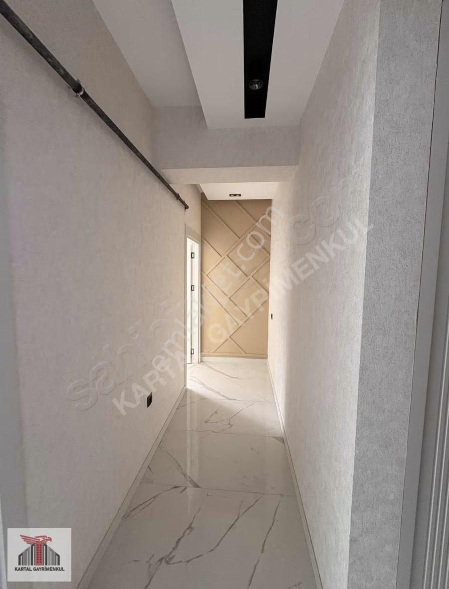 Kartal Gayrimenkul'den Arakat Ön Cephe Lüx 2+1 Daireler