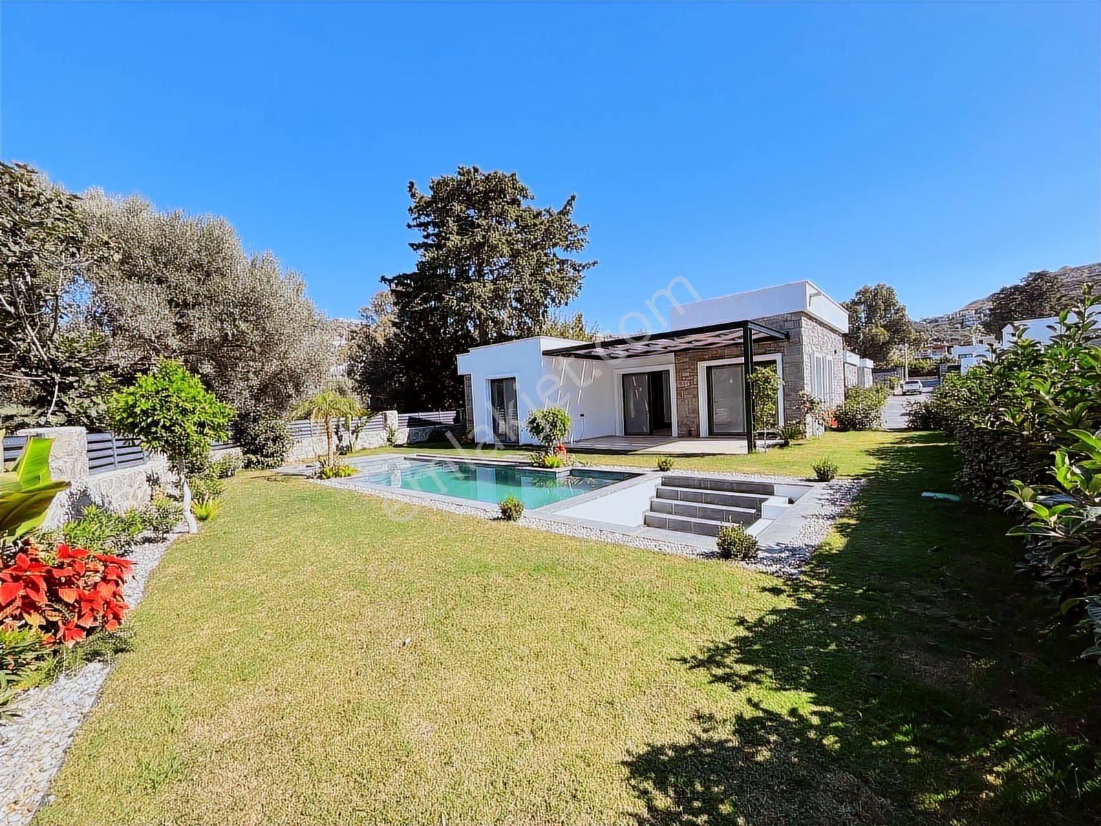 Bodrum Gümüşlükte Satılık Site İçerisinde Tek Katlı 3+1 Villa - Görsel 22