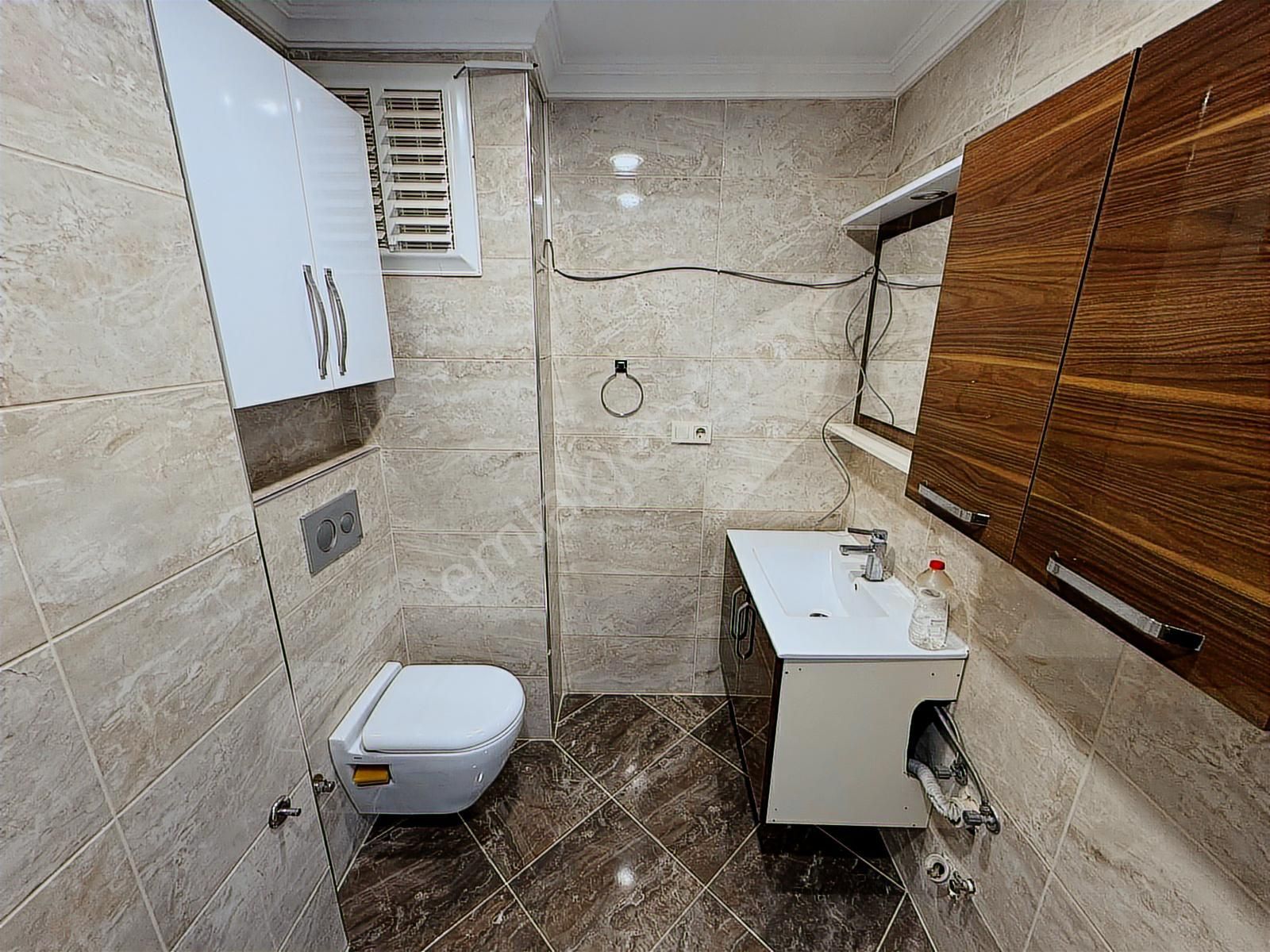 Silivri Yeni Mah. Butik Site İçi Ebeveyn Banyolu Ara Kat 2+1 - Görsel 3