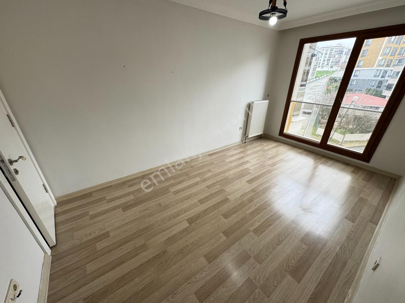 Silivri Yeni Mah. Butik Site İçi Ebeveyn Banyolu Ara Kat 2+1 - Görsel 15