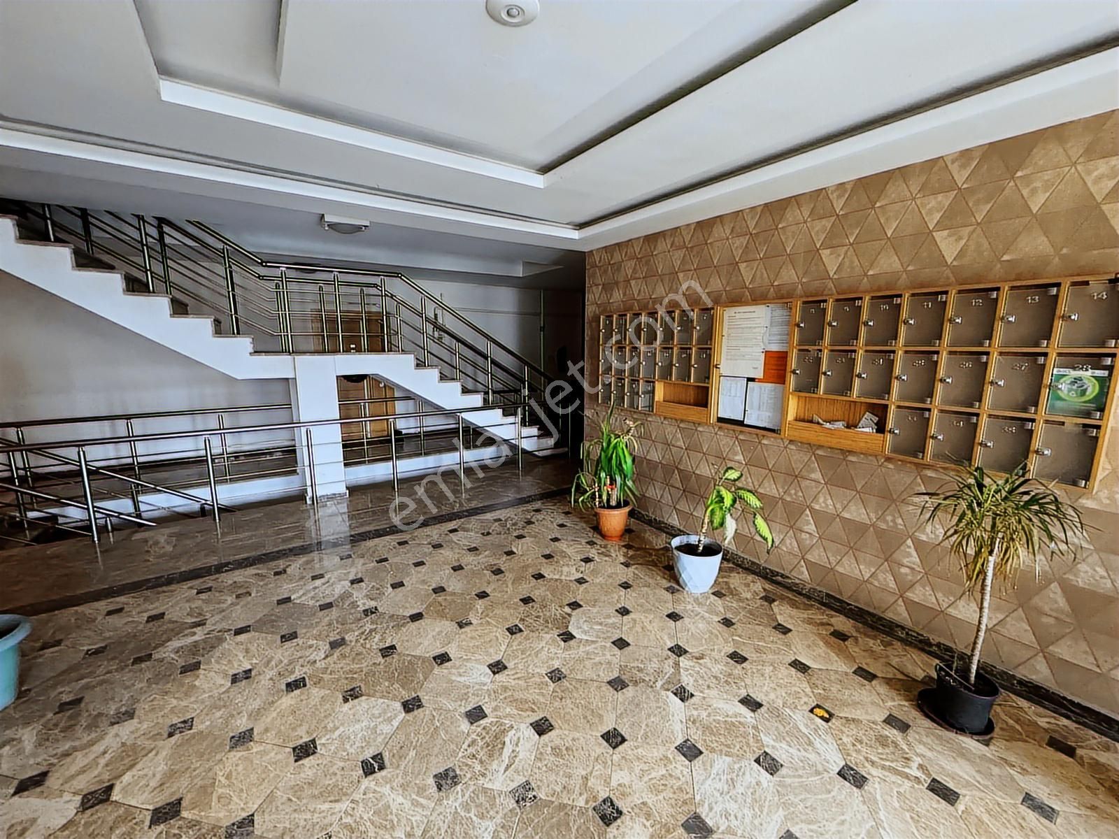 Silivri Yeni Mah. Butik Site İçi Ebeveyn Banyolu Ara Kat 2+1 - Görsel 12