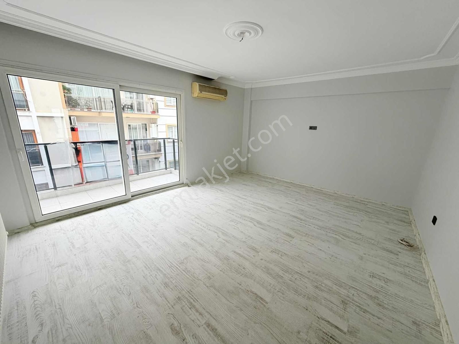 Sahil Ve Tramvay Yak. 2+1 90 M2 Lüx Arakat Manzaralı Daire - Görsel 6