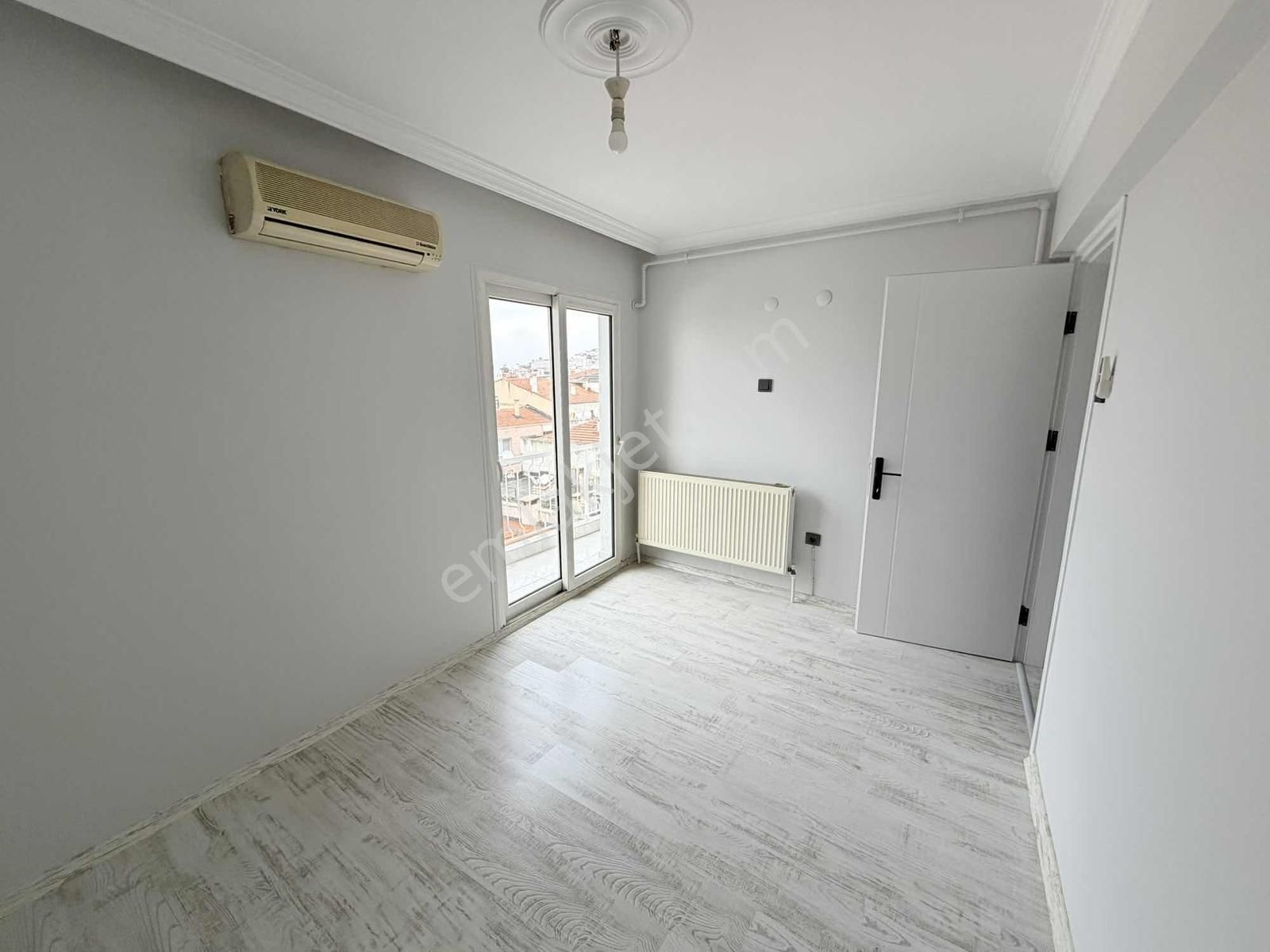 Sahil Ve Tramvay Yak. 2+1 90 M2 Lüx Arakat Manzaralı Daire - Görsel 21