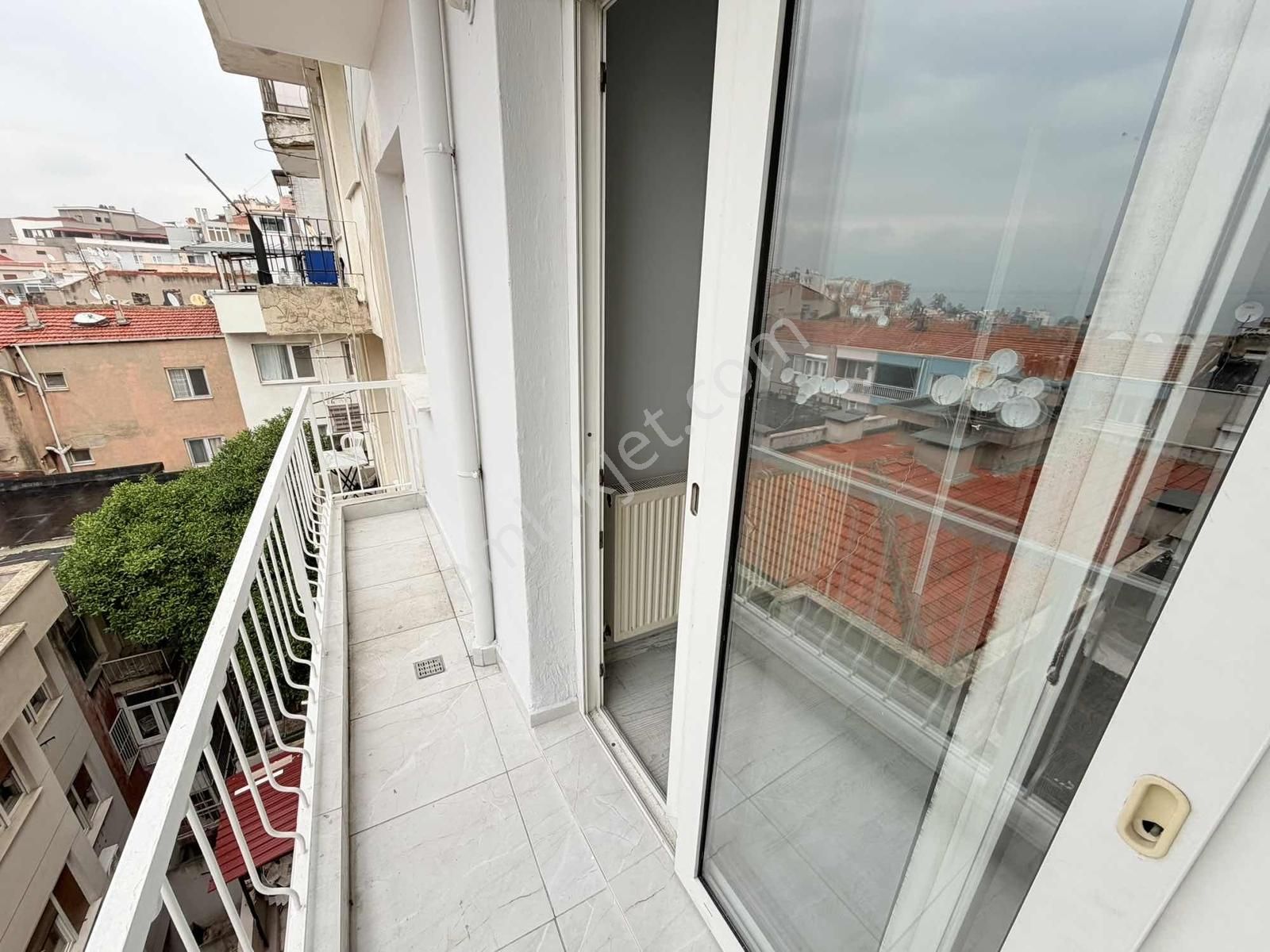 Sahil Ve Tramvay Yak. 2+1 90 M2 Lüx Arakat Manzaralı Daire - Görsel 18