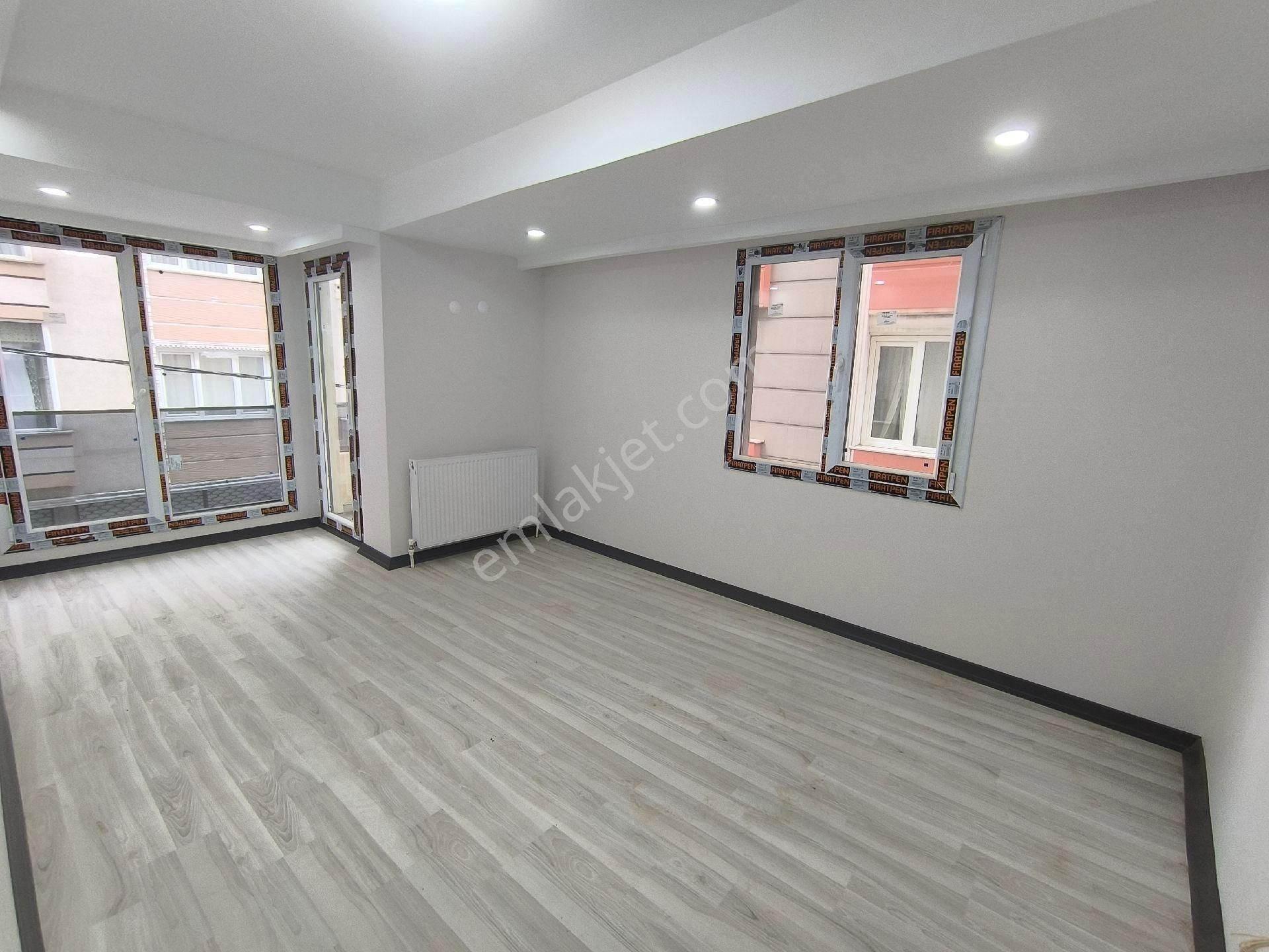 Yenibosna Çobançesmede Satılık