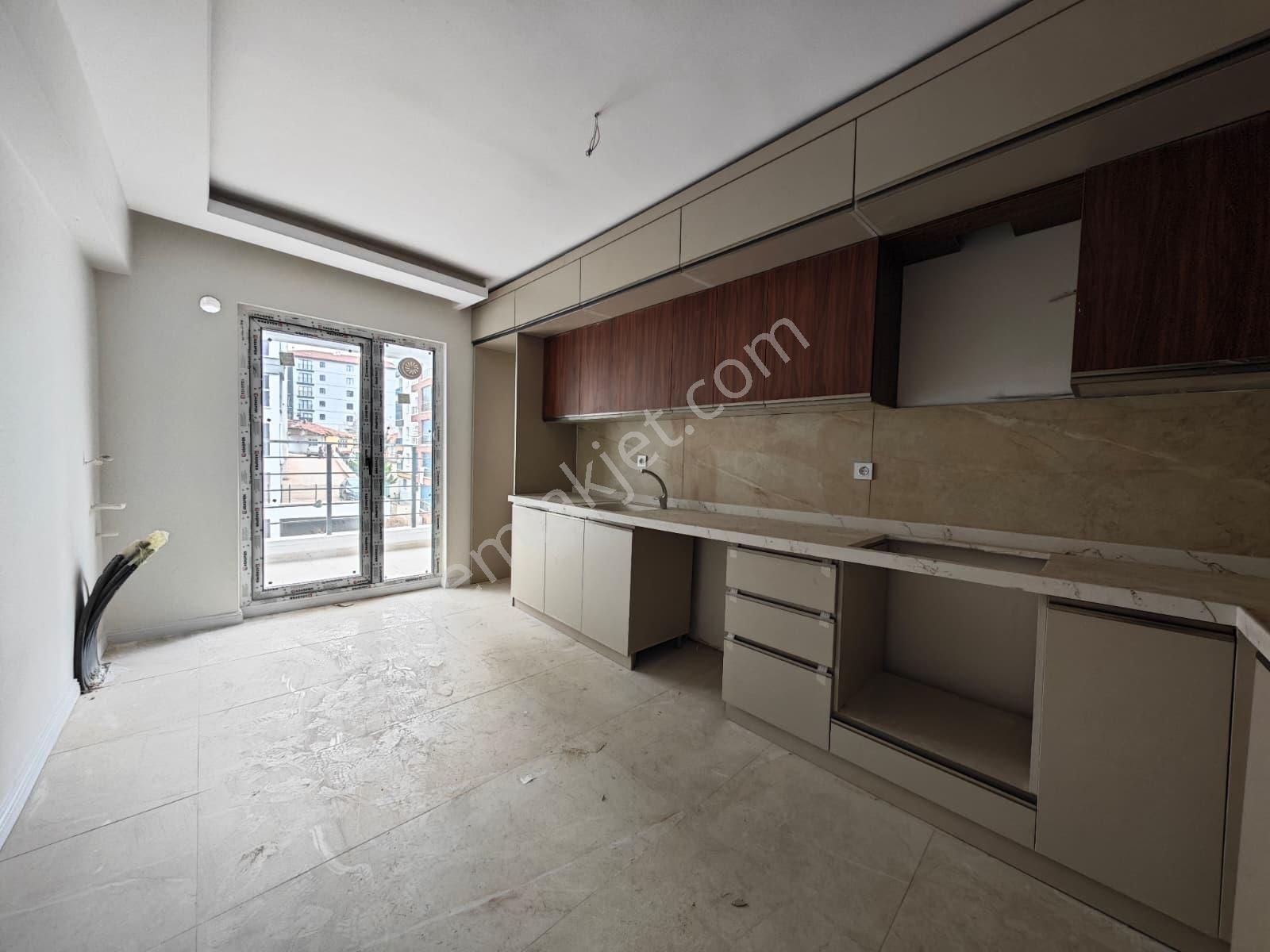 Feridunçelik'te Güvenlikli Full Yapılı 3+1 135 M2 Satılık Sıfır Daire !! - Görsel 4