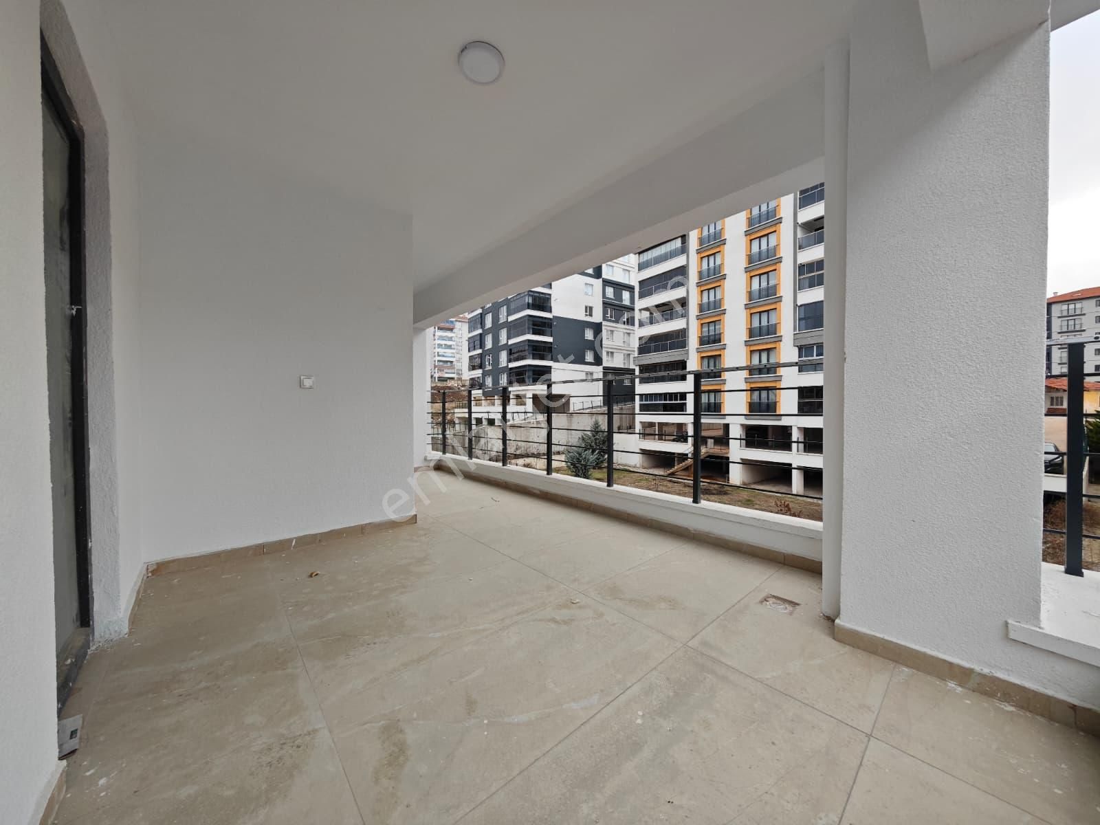 Feridunçelik'te Güvenlikli Full Yapılı 3+1 135 M2 Satılık Sıfır Daire !! - Görsel 29