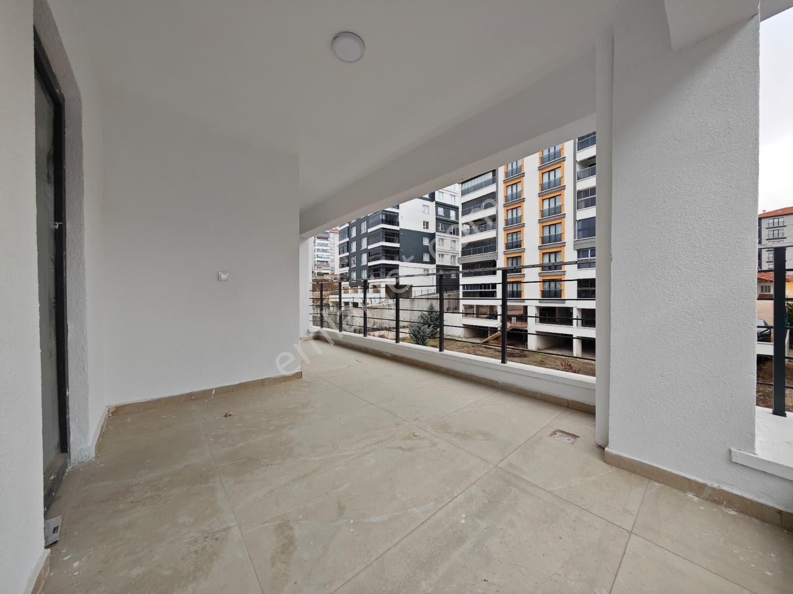 Feridunçelik'te Güvenlikli Full Yapılı 3+1 135 M2 Satılık Sıfır Daire !! - Görsel 26