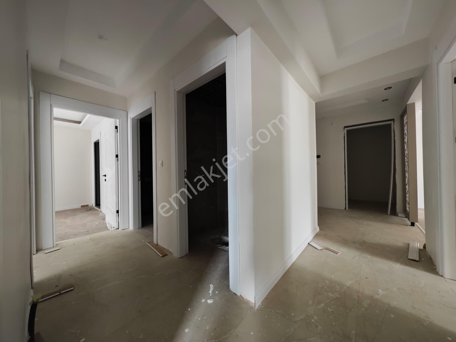 Feridunçelik'te Güvenlikli Full Yapılı 3+1 135 M2 Satılık Sıfır Daire !! - Görsel 19