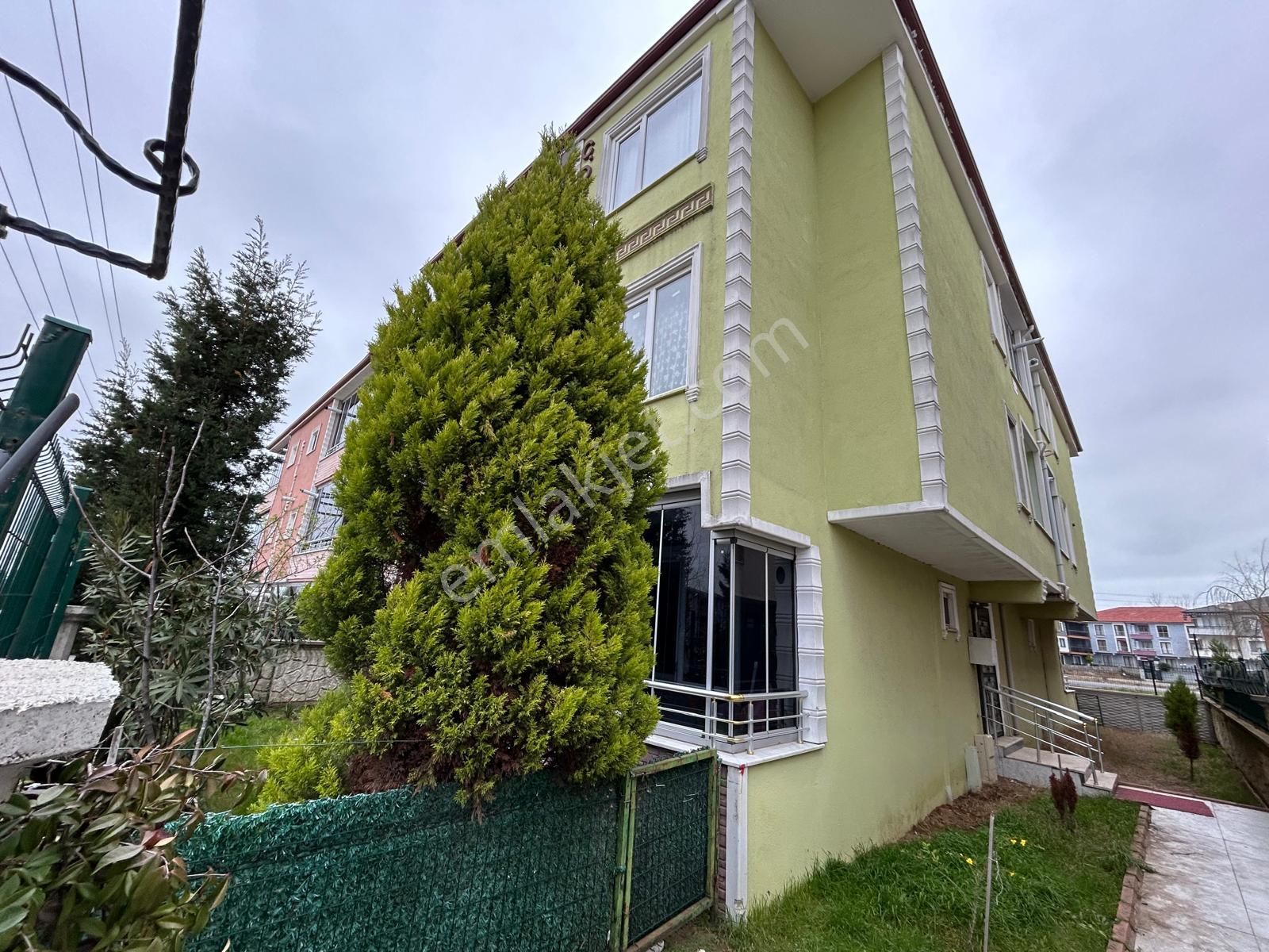 Karasu Yalı Mahallesinde 2+1, Komple Eşyalı, Ayrı Mutfaklı - Görsel 3