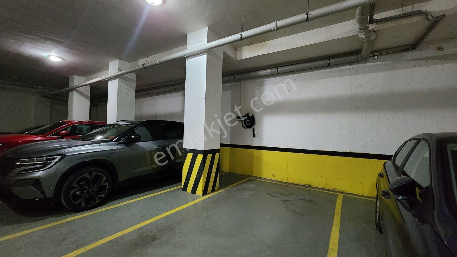 Yükselenpark Özlem 2'de Arakat 3+1 Şerefiyesi Güzel Daire - Görsel 15