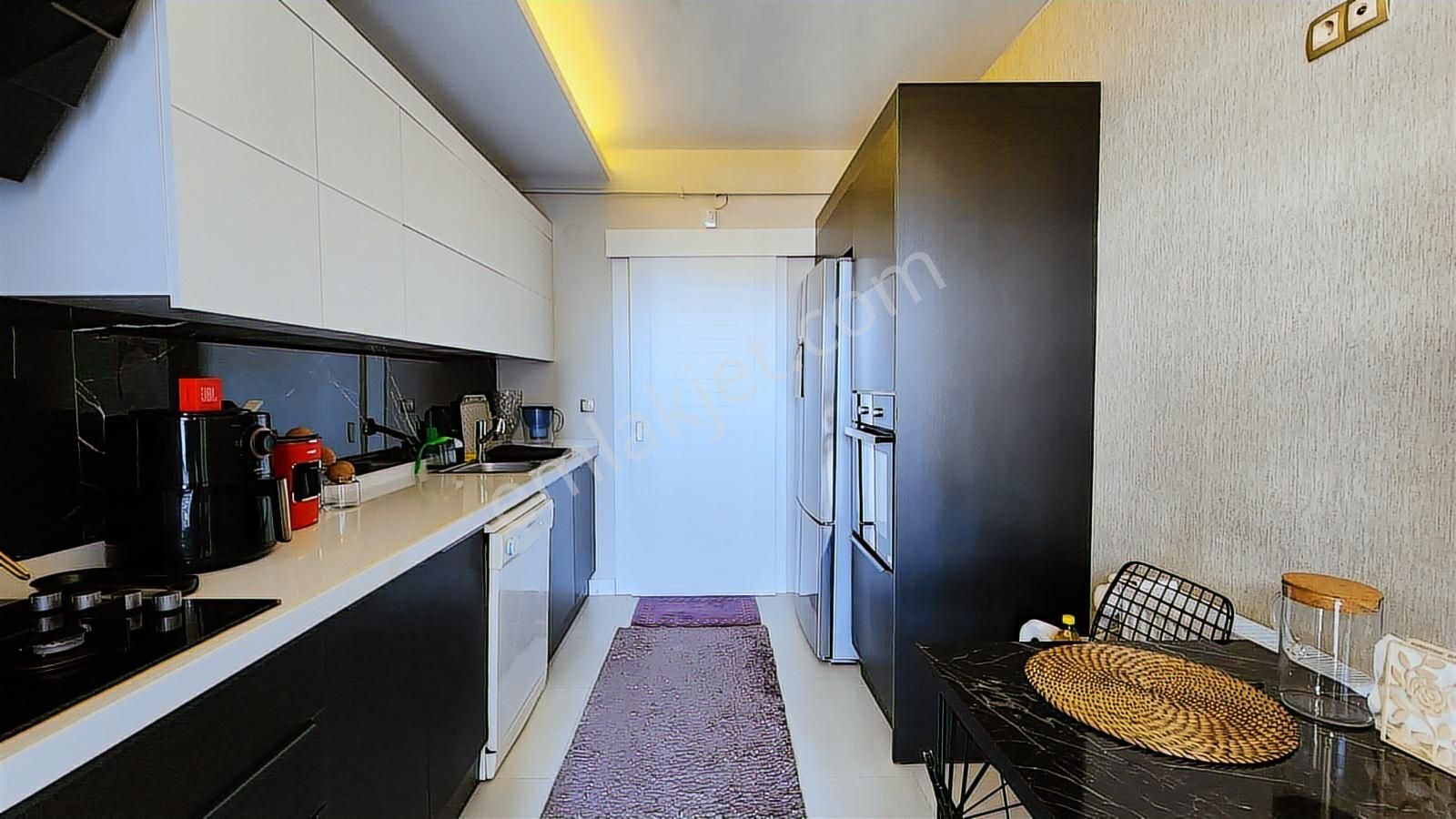 Yükselenpark Özlem 2'de Arakat 3+1 Şerefiyesi Güzel Daire - Görsel 18