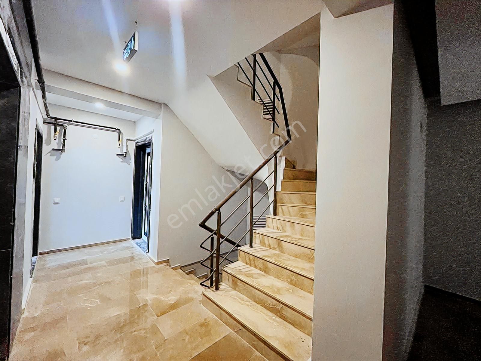 Işıklara Yürüme Mesafesinde Ara Kat Güney Cephe Sıfır 2+1 Daire - Görsel 10