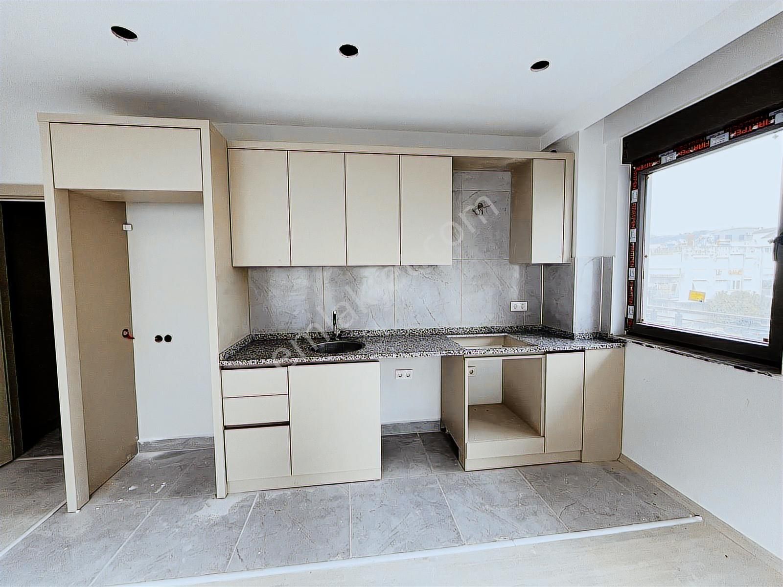 Işıklara Yürüme Mesafesinde Ara Kat Güney Cephe Sıfır 2+1 Daire - Görsel 24