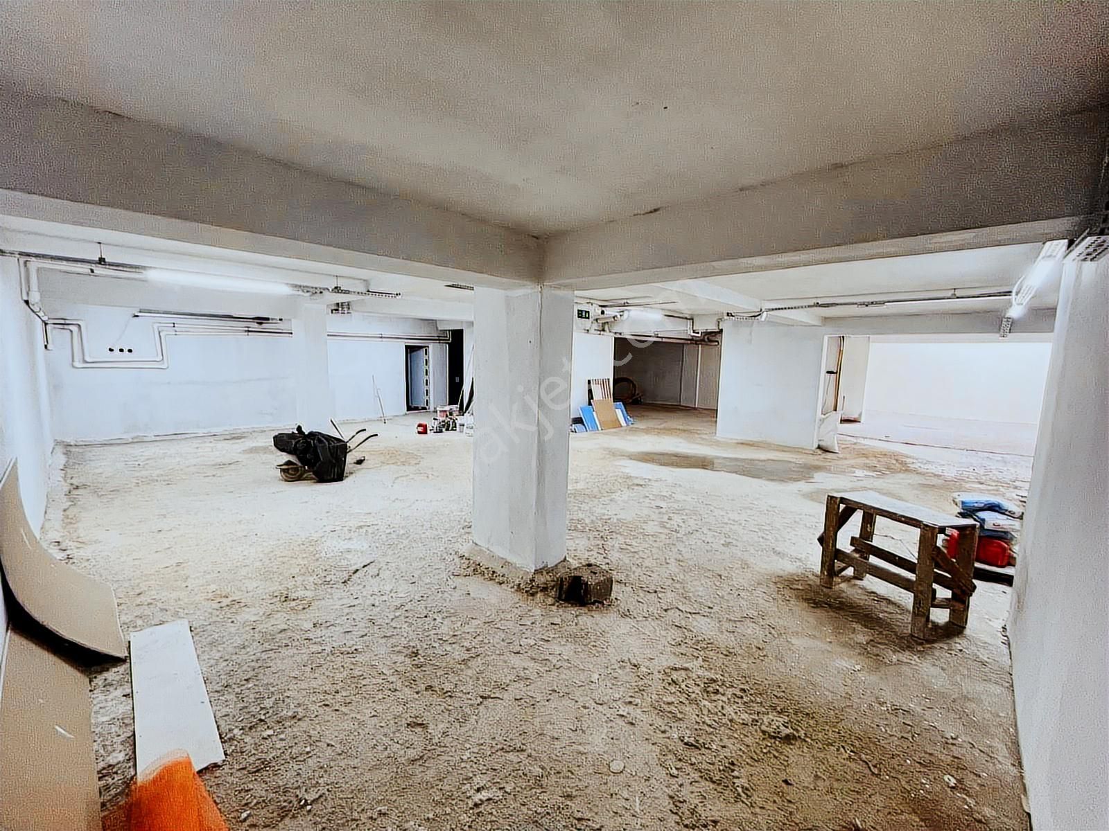 Işıklara Yürüme Mesafesinde Ara Kat Güney Cephe Sıfır 2+1 Daire - Görsel 3