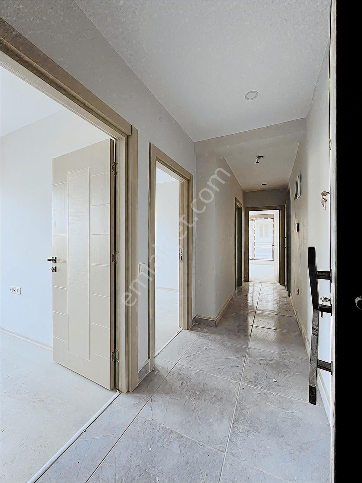 Işıklara Yürüme Mesafesinde Ara Kat Güney Cephe Sıfır 2+1 Daire - Görsel 2