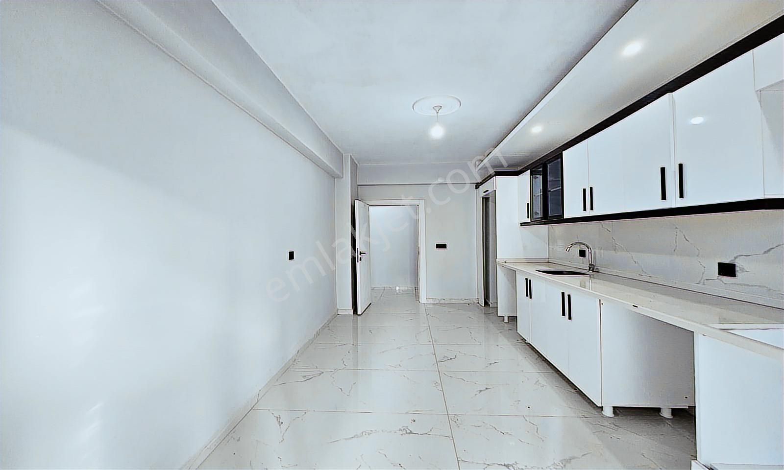 İstasyon Mah Havuzlu Sitede Satılık 3+1 Sıfır - Görsel 26