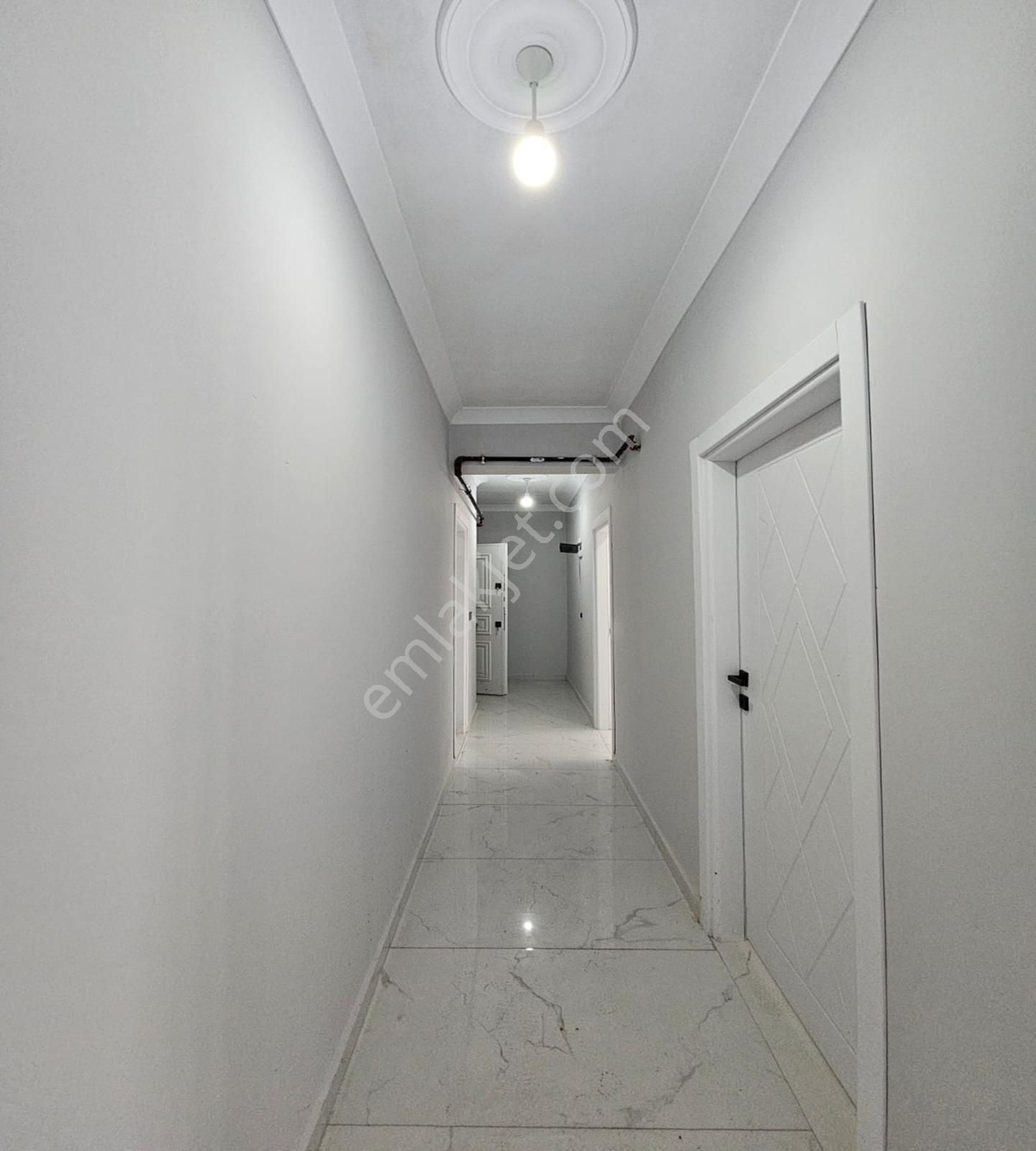 İstasyon Mah Havuzlu Sitede Satılık 3+1 Sıfır - Görsel 32