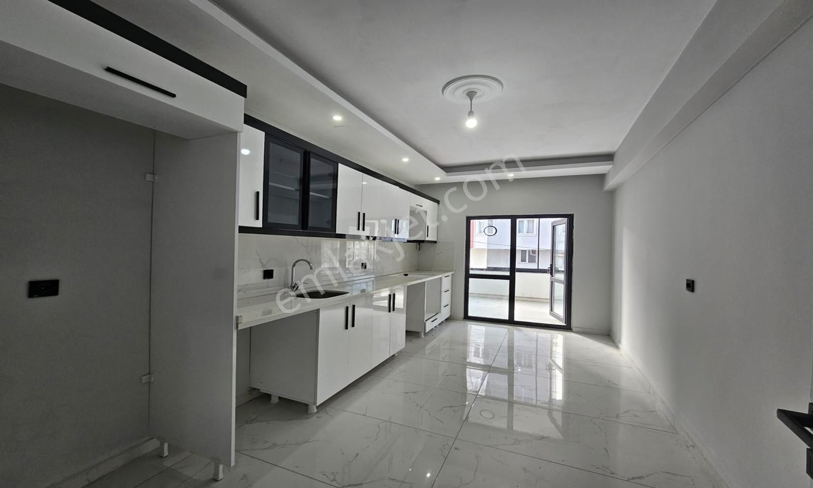 İstasyon Mah Havuzlu Sitede Satılık 3+1 Sıfır - Görsel 20