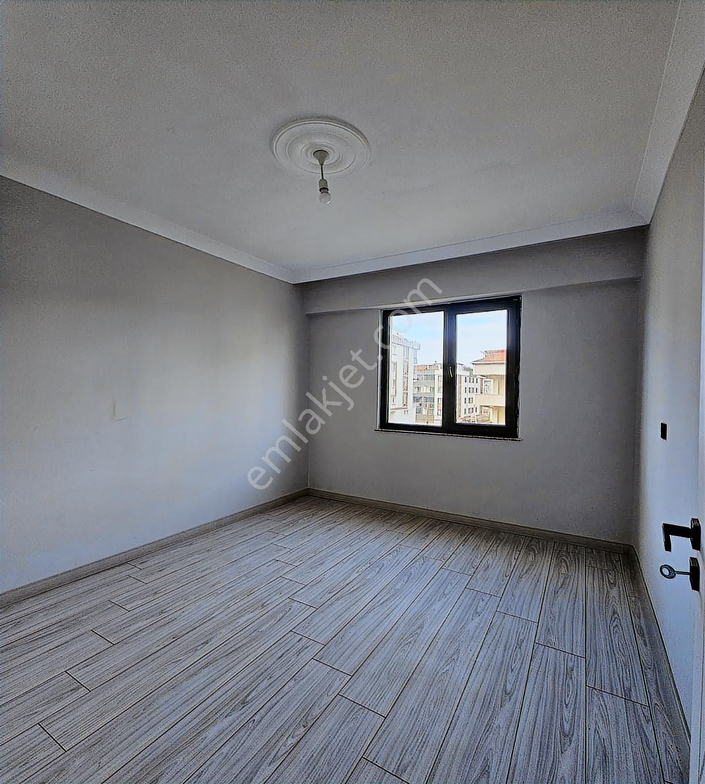 İstasyon Mah Havuzlu Sitede Satılık 3+1 Sıfır - Görsel 19