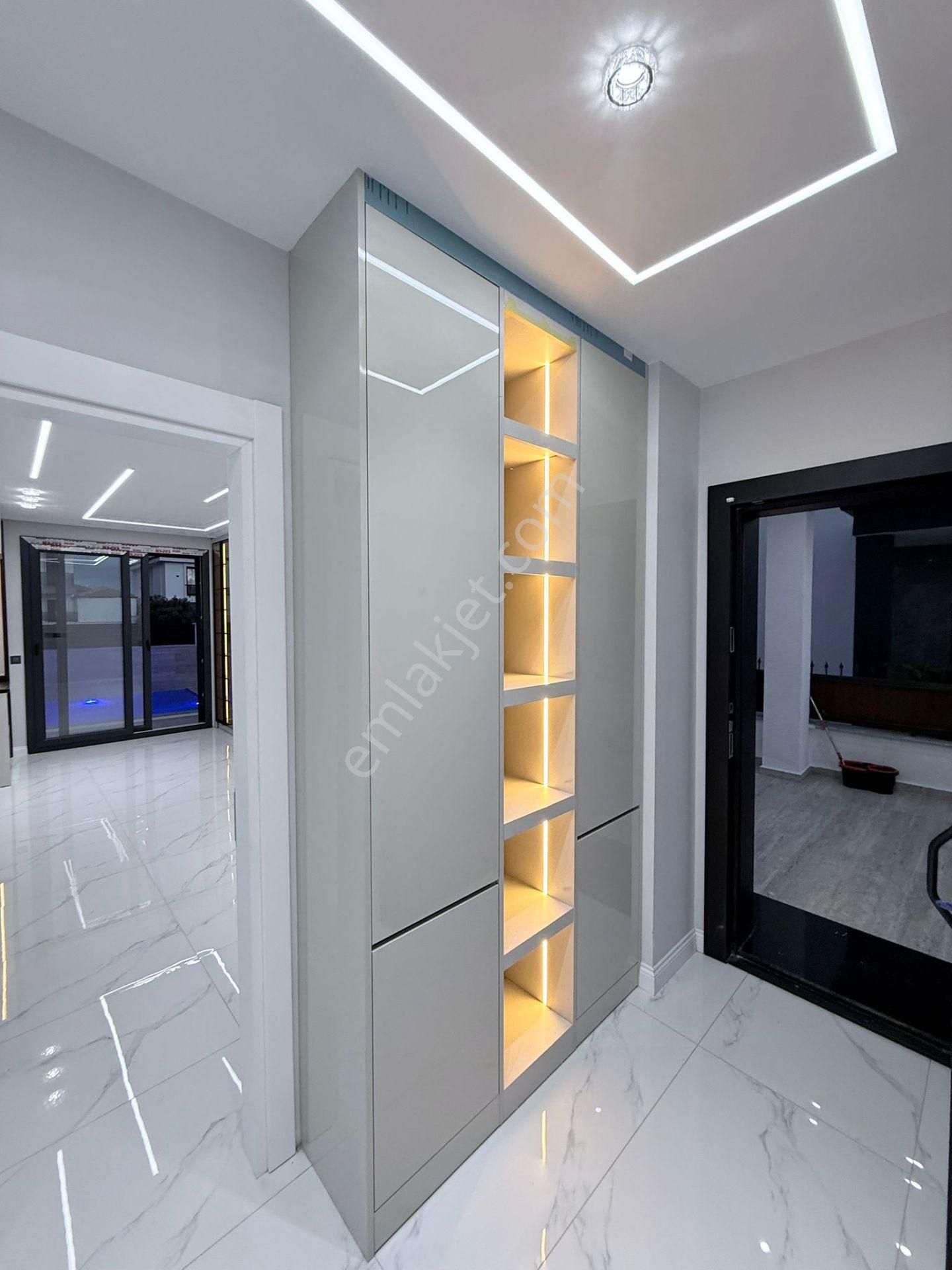 Didim Efeler Mah. 315 M2 Arsa Üzerinde 4+1 Ayrı Mutfaklı Havuzlu Ultra Lüx Müstakil Villamız Satışda - Görsel 11