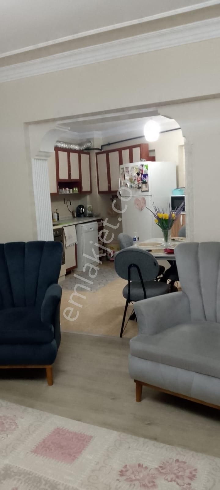 Çiğli Evka 5 Mahallesinde 2+1 Satılık Daire