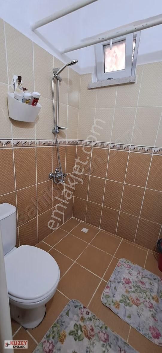 Kuzey Emlak'tan Demetevler'de 3+1 Geniş Metro Yakını Satılık