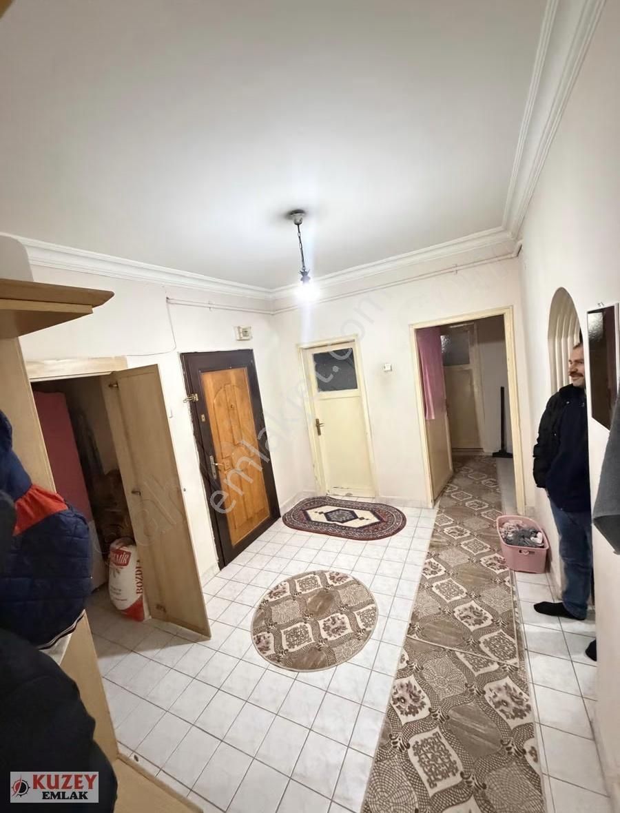 Kuzey Emlak'tan Demetgül'de Adliyeye Yakın 1. Kat Ön Cephe Daire - Görsel 2