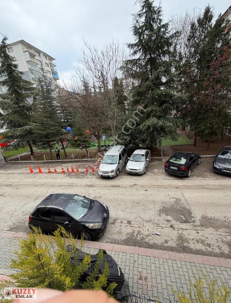 Kuzey Emlak'tan Demetgül'de Adliyeye Yakın 1. Kat Ön Cephe Daire - Görsel 15