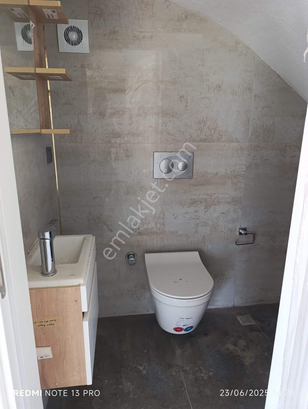 Efeler’de 3+1 Site İçerisinde, Havuzlu İskanı Alınmış Villa - Görsel 6