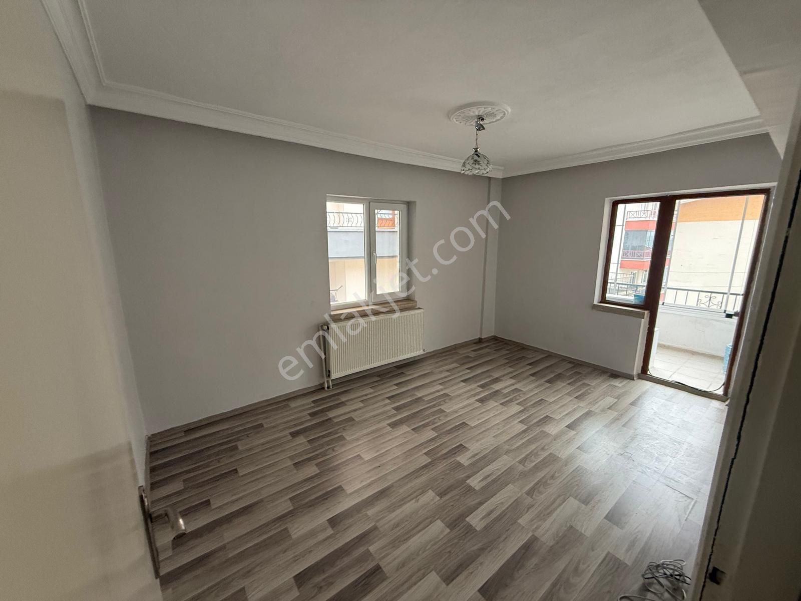 (3288) Çaldıran Da En Üst Kat Bağımsız Geniş M2 Fırsat Dairesi