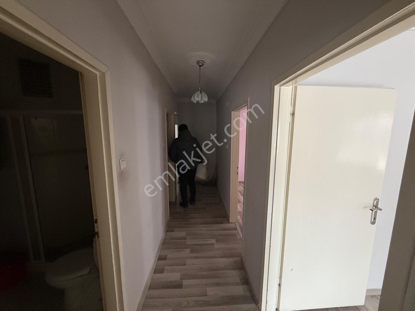 (3288) Çaldıran Da En Üst Kat Bağımsız Geniş M2 Fırsat Dairesi - Görsel 13