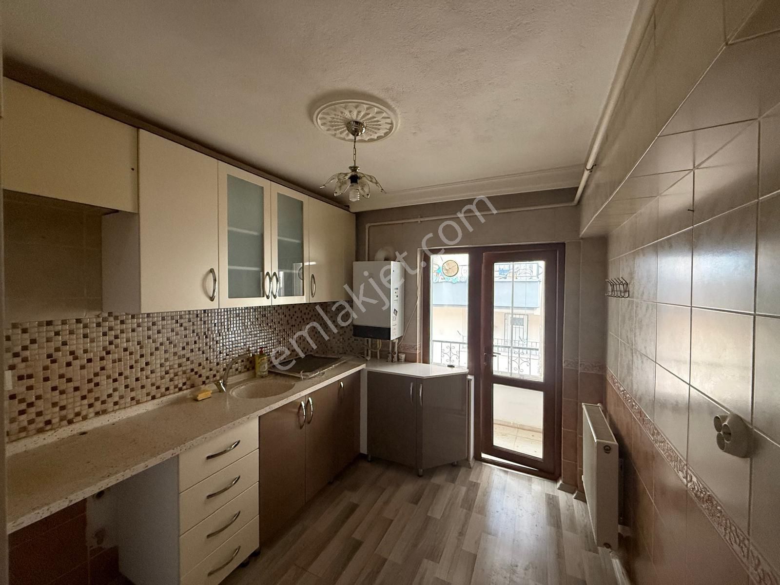 (3288) Çaldıran Da En Üst Kat Bağımsız Geniş M2 Fırsat Dairesi - Görsel 19