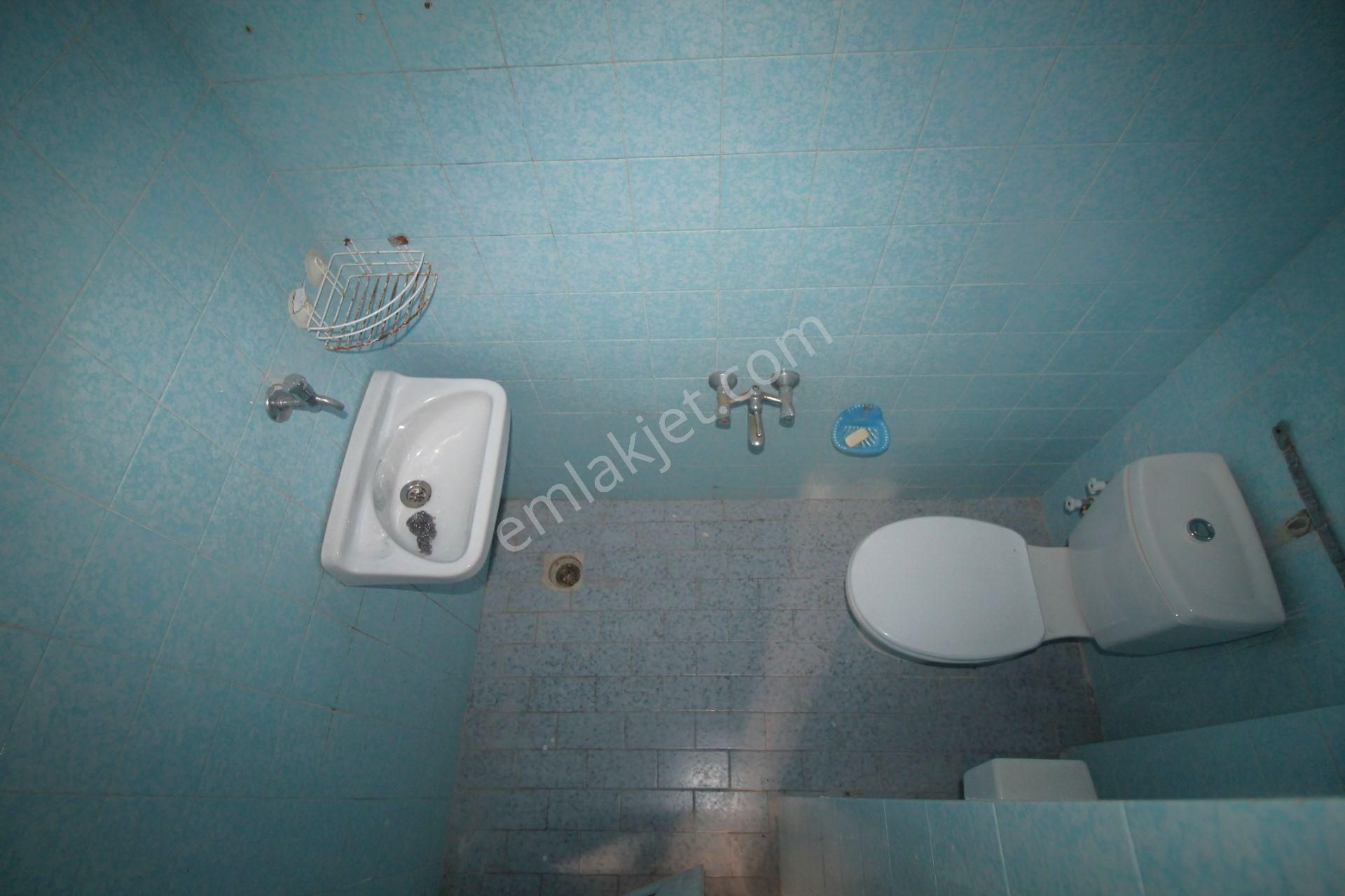 Retro’dan Gazi Mah'de Sahile Yürüme Mesafesinde Olacağınız Geniş Kiralık 4+1 - Görsel 21