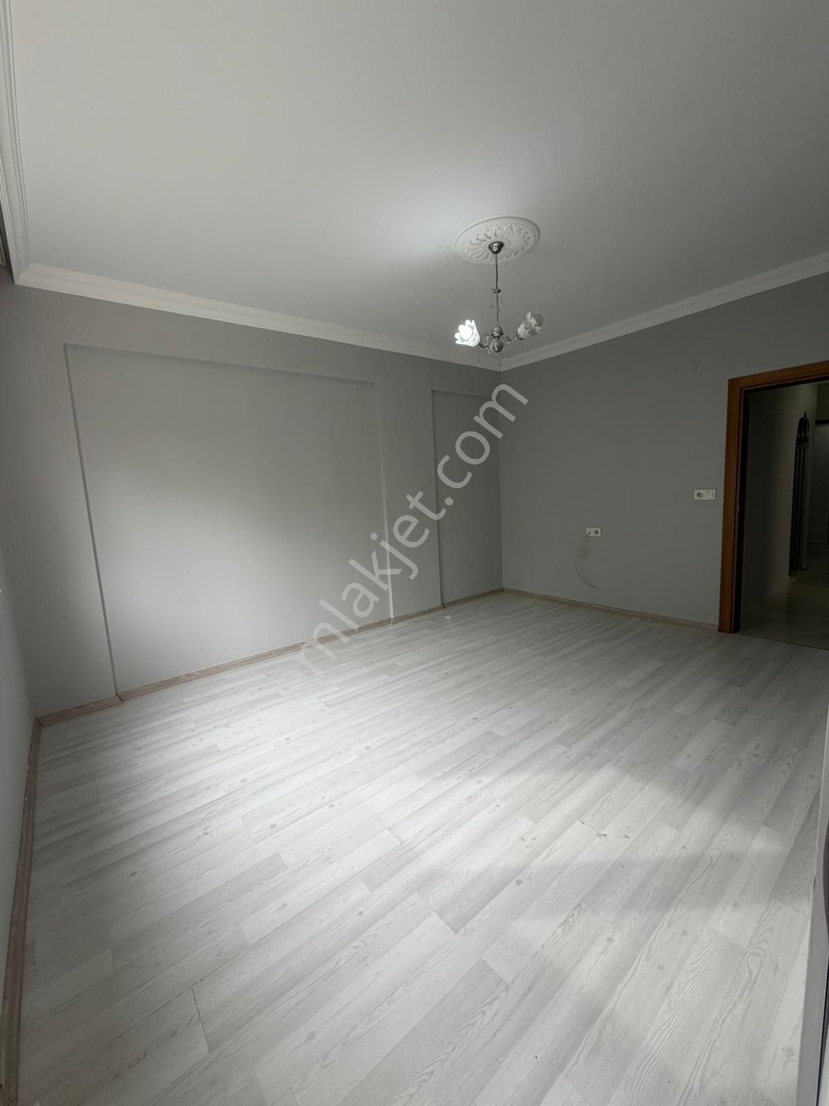 Das Gayrimenkulden Kiralık 3+1 Daire Akçaalan Mahallesin'de - Görsel 9