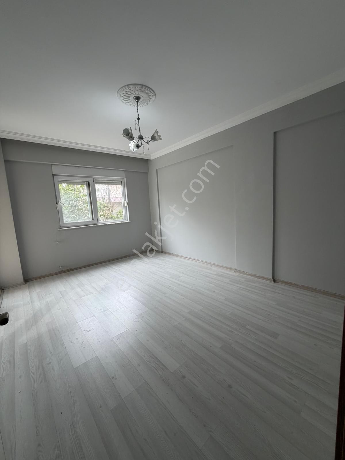 Das Gayrimenkulden Kiralık 3+1 Daire Akçaalan Mahallesin'de - Görsel 8