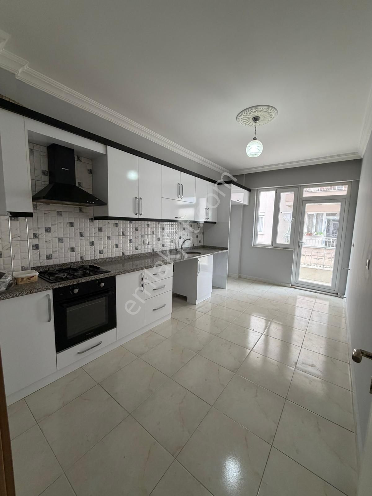 Das Gayrimenkulden Kiralık 3+1 Daire Akçaalan Mahallesin'de - Görsel 6