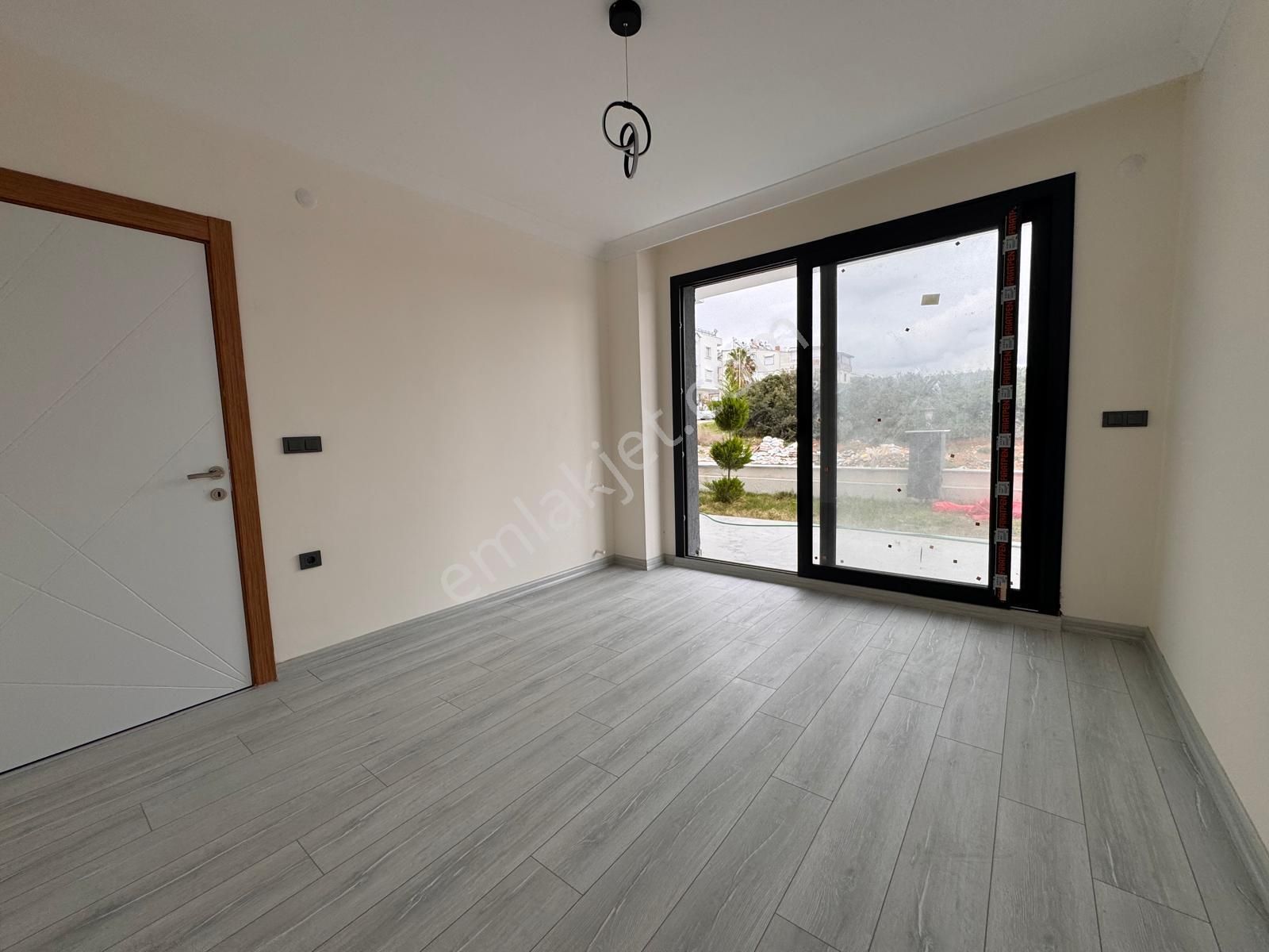 Didim Efeler Mah.havuzlu Site De Satılık 2+1 Ayrı Mutfak Sıfır Daire - Görsel 14