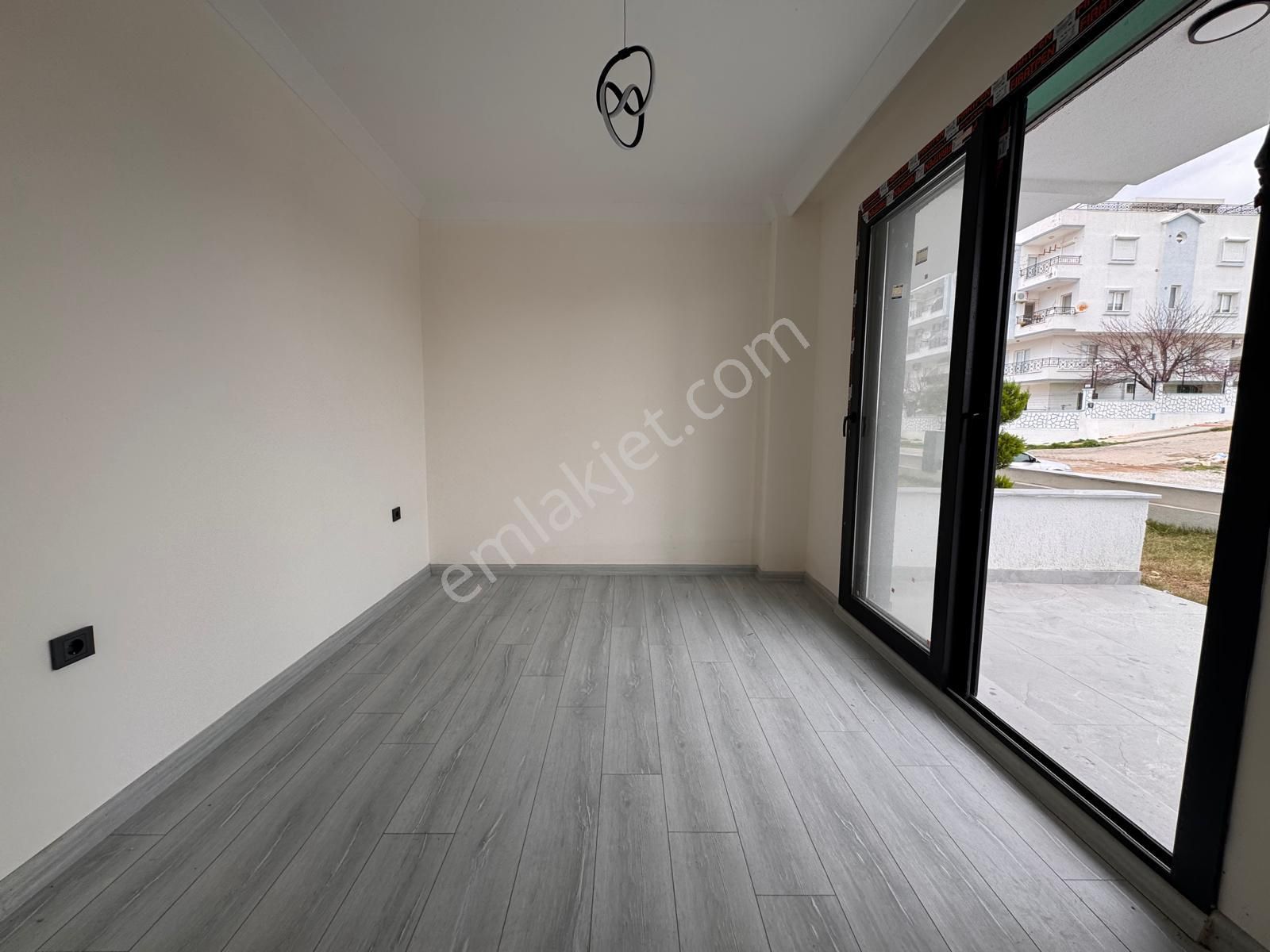 Didim Efeler Mah.havuzlu Site De Satılık 2+1 Ayrı Mutfak Sıfır Daire - Görsel 16